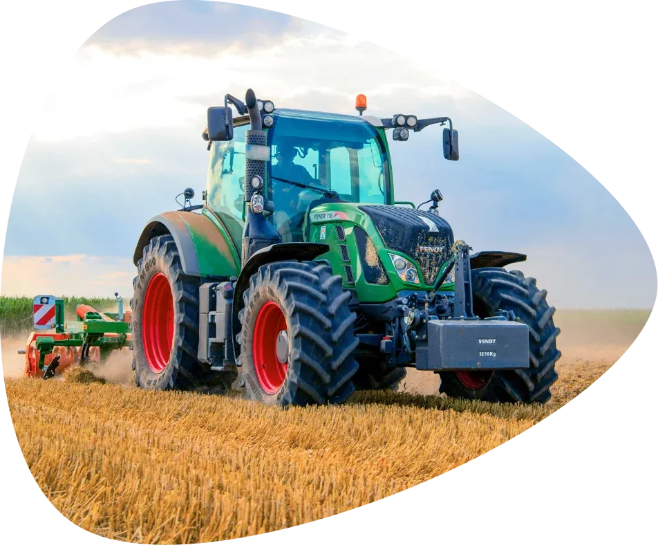 Traktor auf Feld